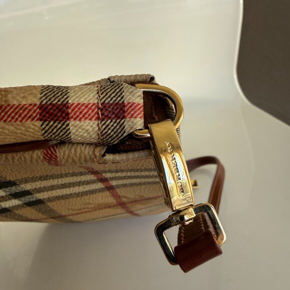 Burberry mini purse clutch - Picture 3 of 8